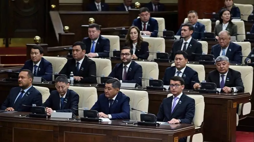  Жалған ақпарат үшін Құрылтай депутатына қандай жаза беріледі? 