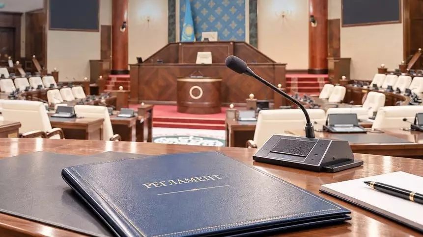  Енді Құрылтай депутаттарына мінберден жеке мәселелерін айтуға болмайды 