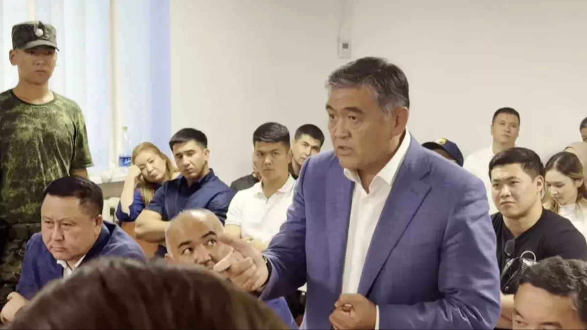  «75 хат» ісі: Қамшыбек Ташиев ақталатынына сенімді 