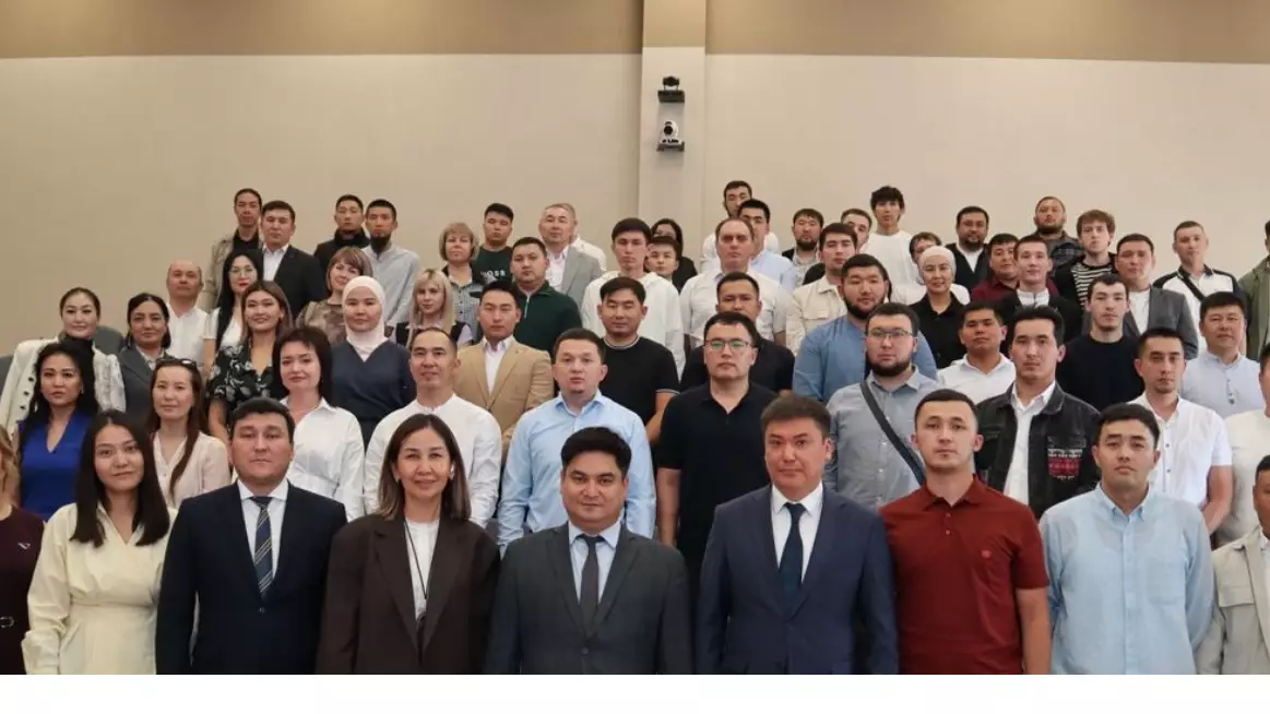 Қазақмыстың 100-ден астам жұмыскері Ұлытау университетінде білім ала бастады