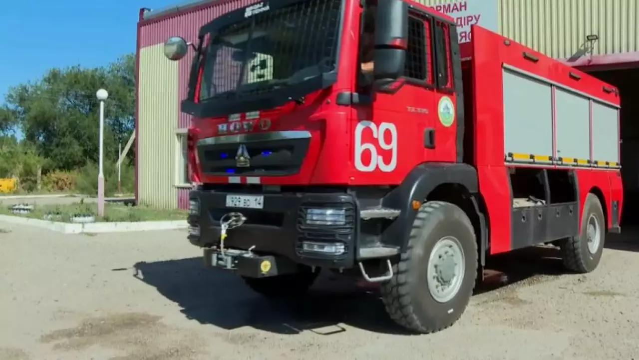 Парк «Ертіс орманы» пополнился 75 единицами новой спецтехники