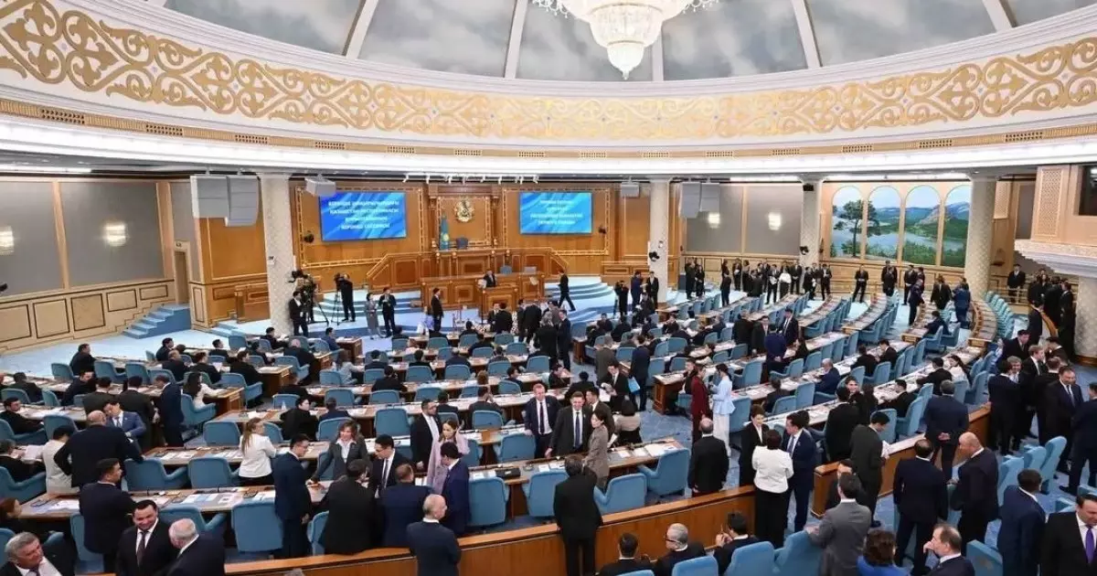  Қазақстандықтар Құрылтай депутаттарына тікелей жүгіне алады 