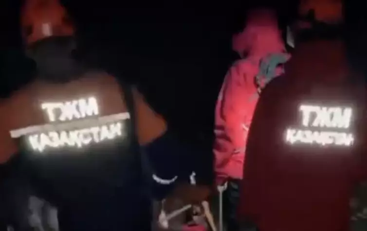 Алматы тауларында зардап шеккен қыз құтқарылды