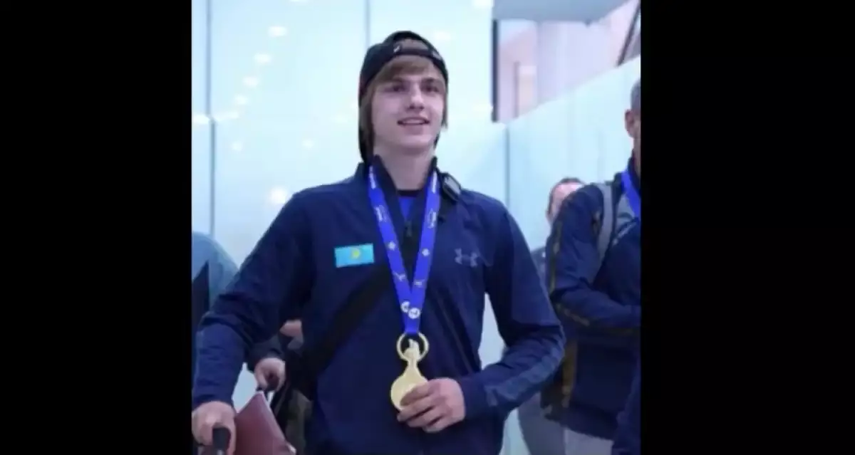 Спортсмен из Астаны завоевал «золото» на чемпионате мира по муай-тай