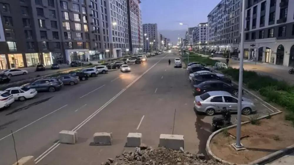 В Астане перекроют движение по улице Толе би