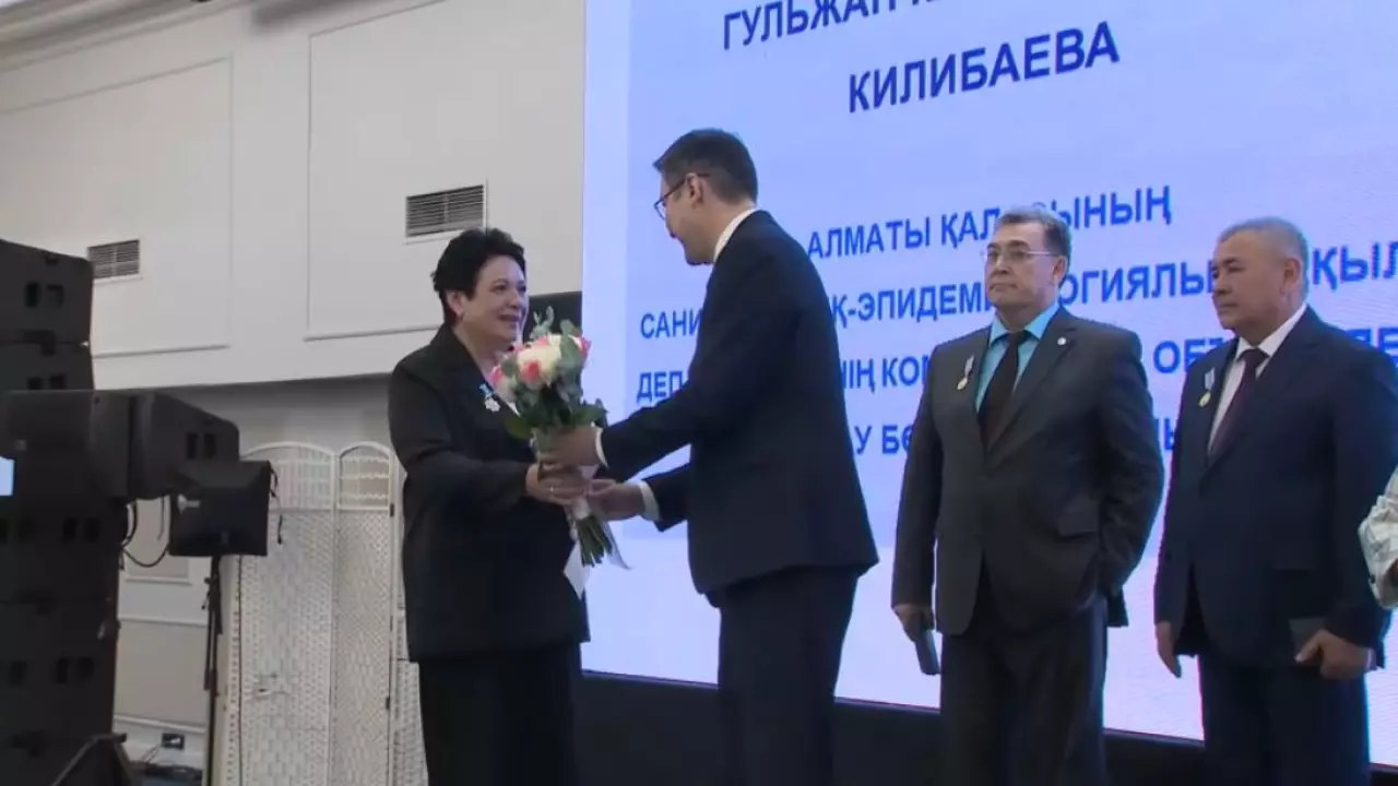 Первый Конгресс эпидемиологов проходит в Алматы. LIVE