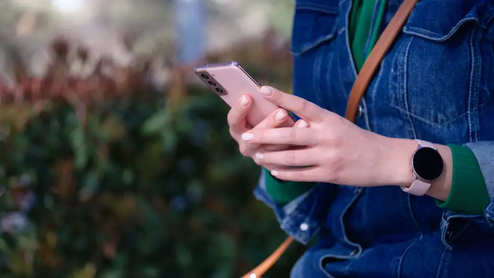 Банк пе, дүкен бе әлде алаяқ па? Қазақстанда қоңырауларға таңбалау енгізіледі