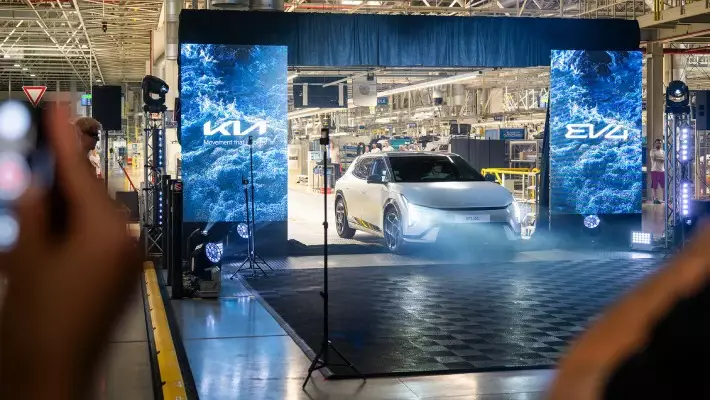 Kia рассматривает производство электромобилей и гибридов в Узбекистане