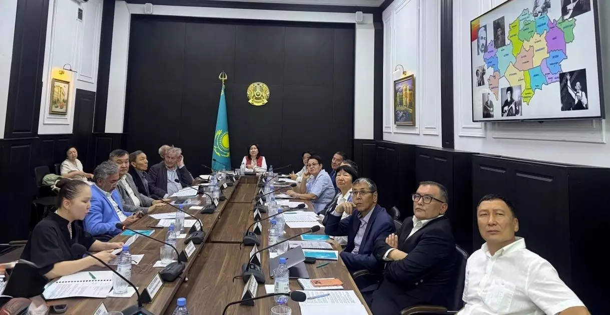 Қазақ философиясы: тарихи мұра және заманауи үдерістер