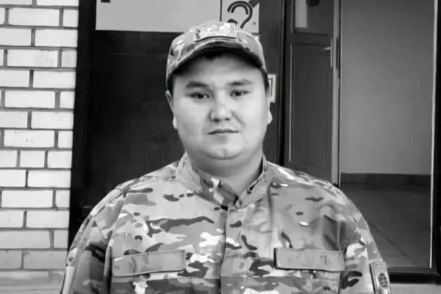 «Түтіннен көрмей қалдым»: БҚО-да өрт сөндірушіні бала күнгі досы көлікпен қағып кетті