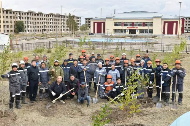400 новых деревьев: «Казахмыс» поддержал экологическую инициативу сотрудников