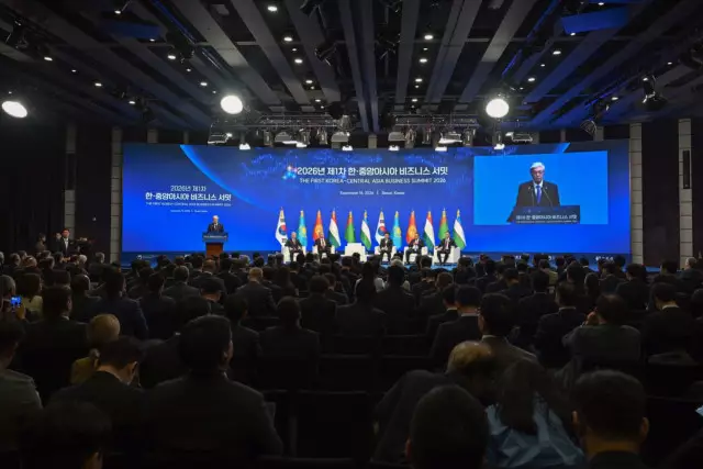 Президент Кореяға Қазақстанның сирек металдарын бірлесіп игеруді ұсынды