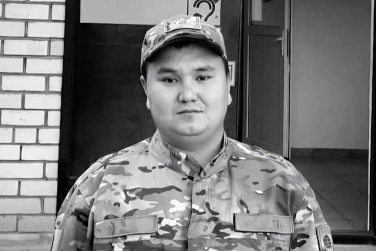 Өрт сөндіру кезінде құтқарушы әріптесінің көлігіне қағылып қаза тапты
