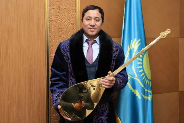 Танымал актер Мақсат Ақановты жақтады