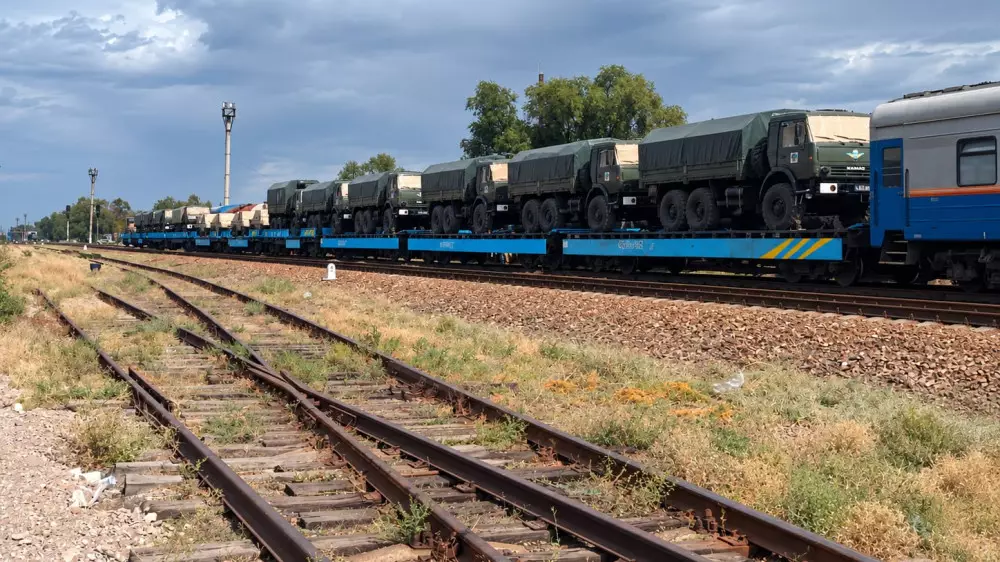 Қорғаныс министрлігі қазақстандықтарға әскери техника қозғалысы туралы ескертті