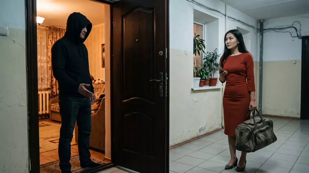 “Төлеудің қажеті жоқ“: қазақстандық ер адамдар неге қыздарға тегін баспана ұсынады?