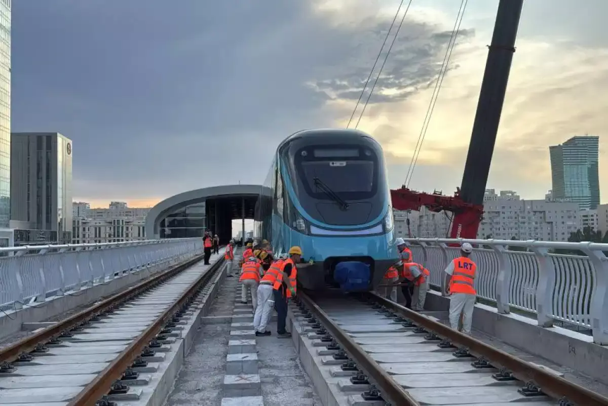 Алматыда LRT желісінің алғашқы рельстері төселді