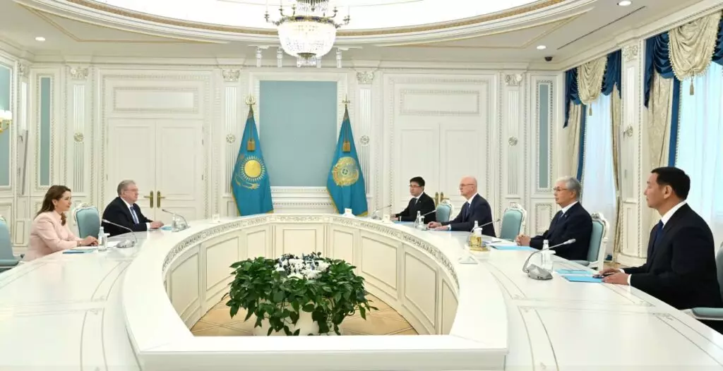 Глава государства принял Наталью Бочарову