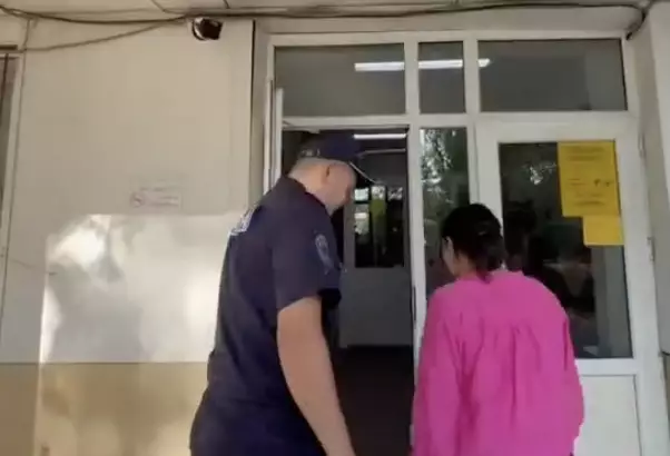 TikTok-тағы тікелей эфир кезінде бейәдеп сөздер айтқан Талдықорған тұрғыны айыппұл арқалады