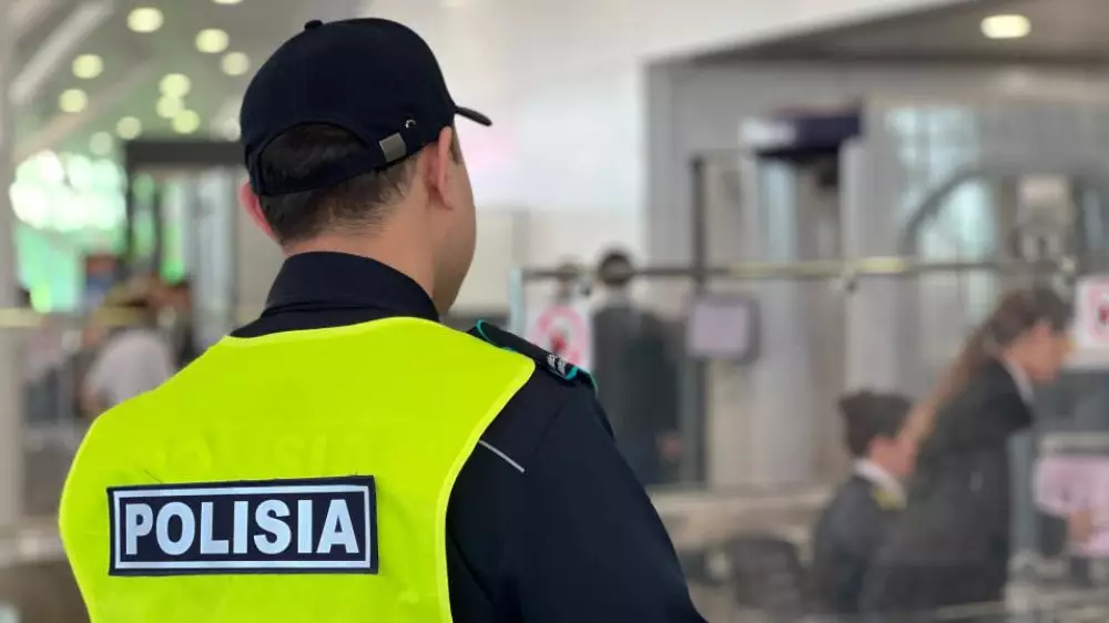 Шымкентте ер адам багажында жарылғыш құрылғы барын хабарлаған: ол қамауға алынды