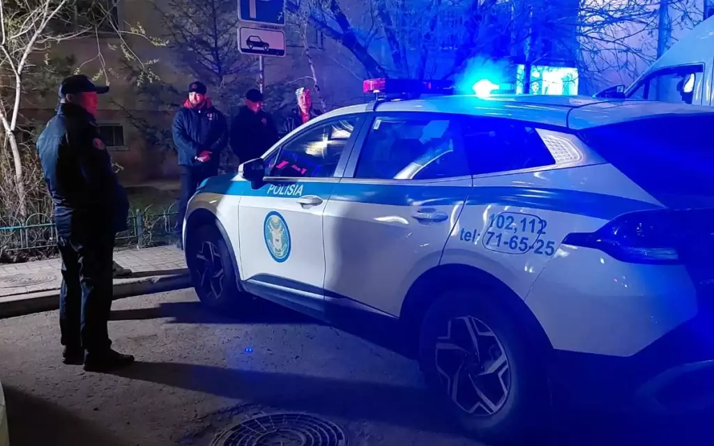 Астанада автотұрақтардың бірінде әйелді пышақтап өлтіріп кетті