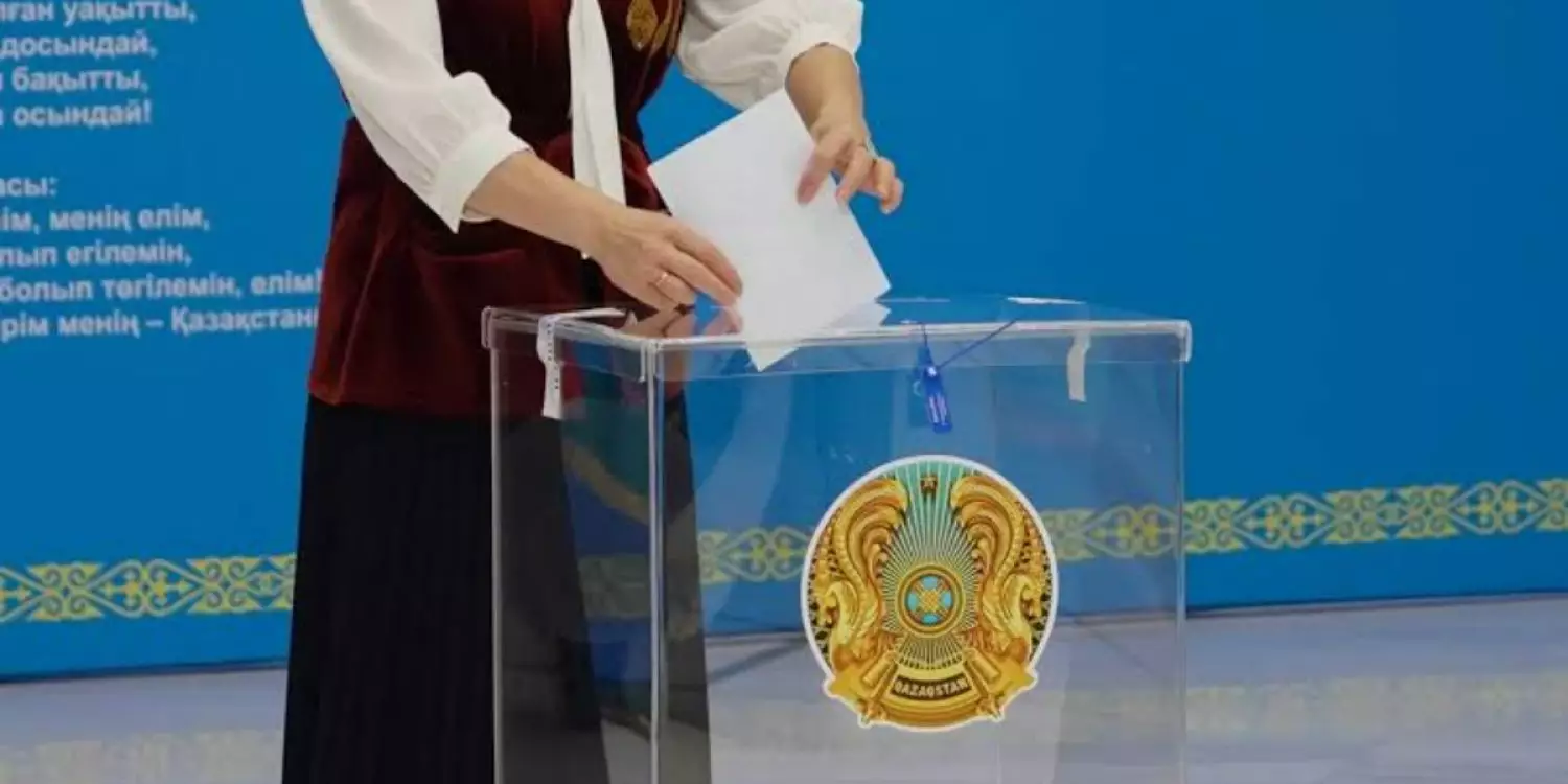 Тоқаев мәслихаттарды тарату мәселесін көтерді: жаңа сайлау өтеді
