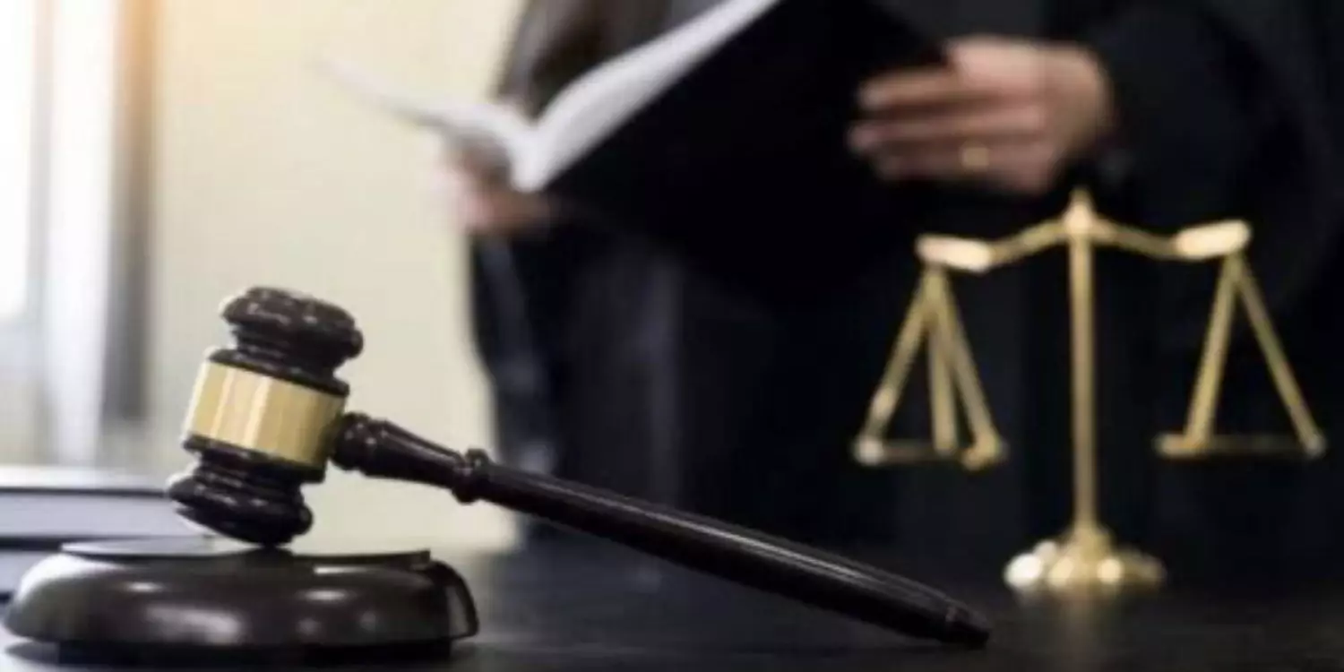 Балалар үйінің тәрбиеленушісін қорқытып, ақшасын алмақ болған екі ер адам сотталды