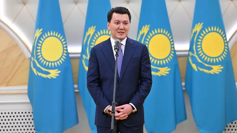 «Сабыр сақтап, бір-бірімізге қамқорлық танытайық»: Ерлан Қарин жұртты бірлікке шақырды