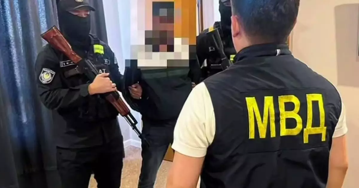  Известный тамада попал в поле зрения полиции: его задержали с наркотиками в гостинице 
