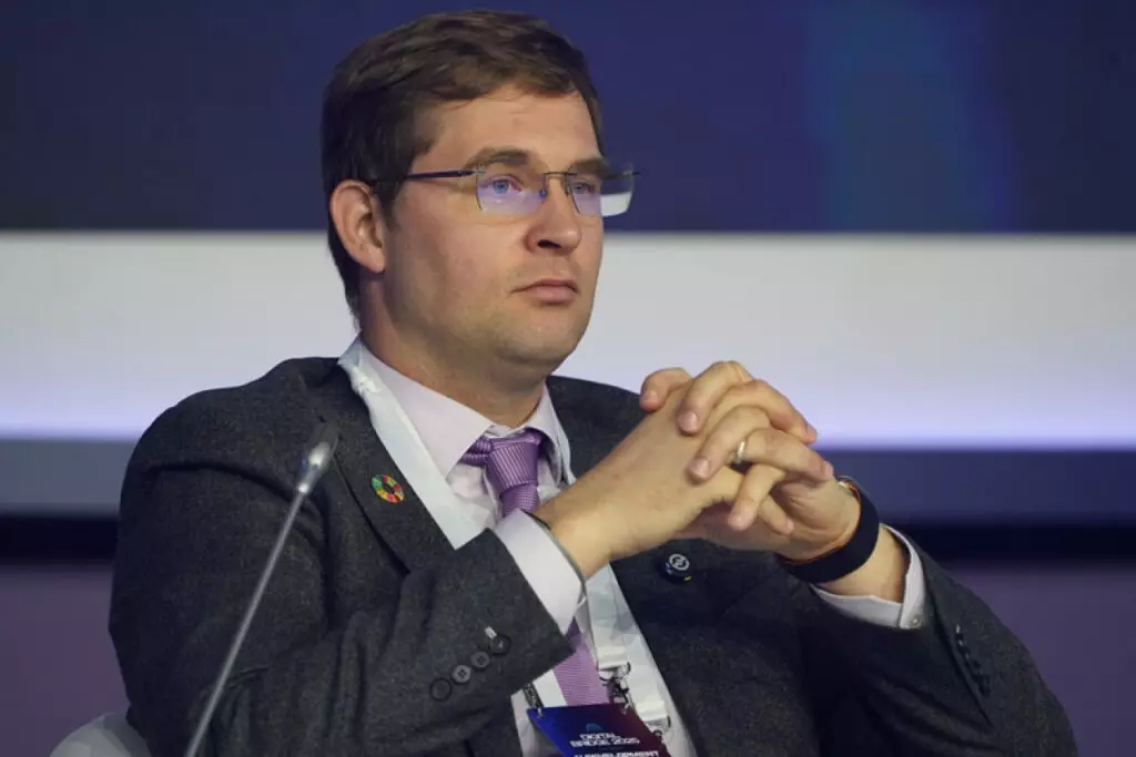 Тимур Турлов избран президентом FIDE