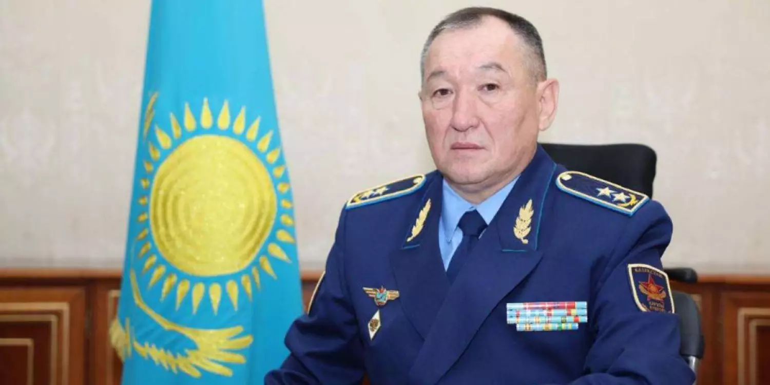 Дәурен Қосанов Қорғаныс министрі қызметінен босатылды
