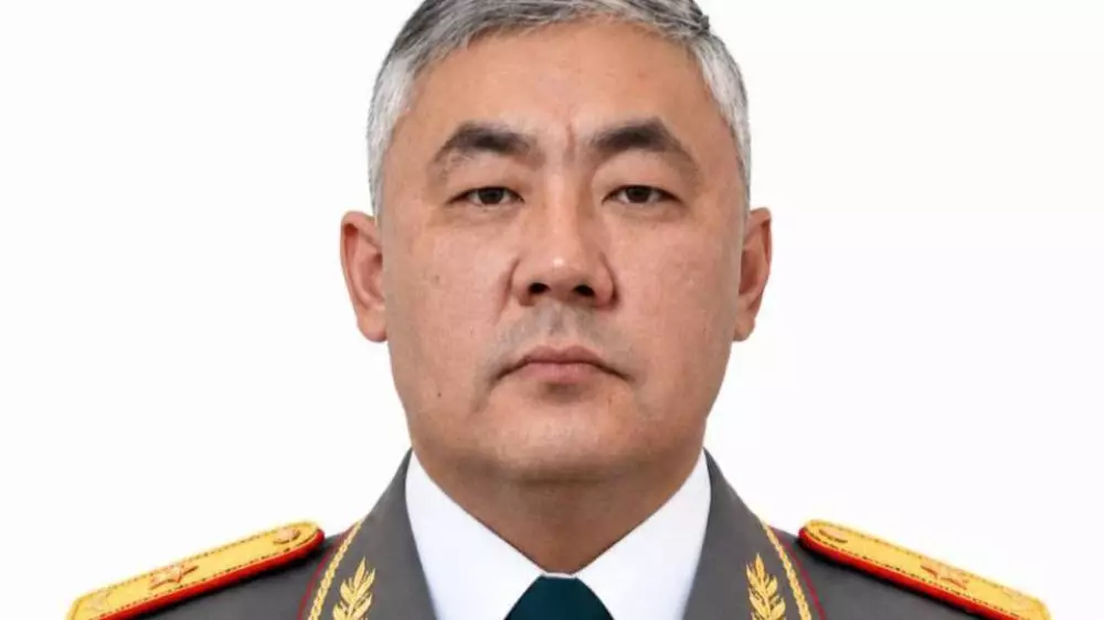 Айдос Мырзахметов стал министром обороны
