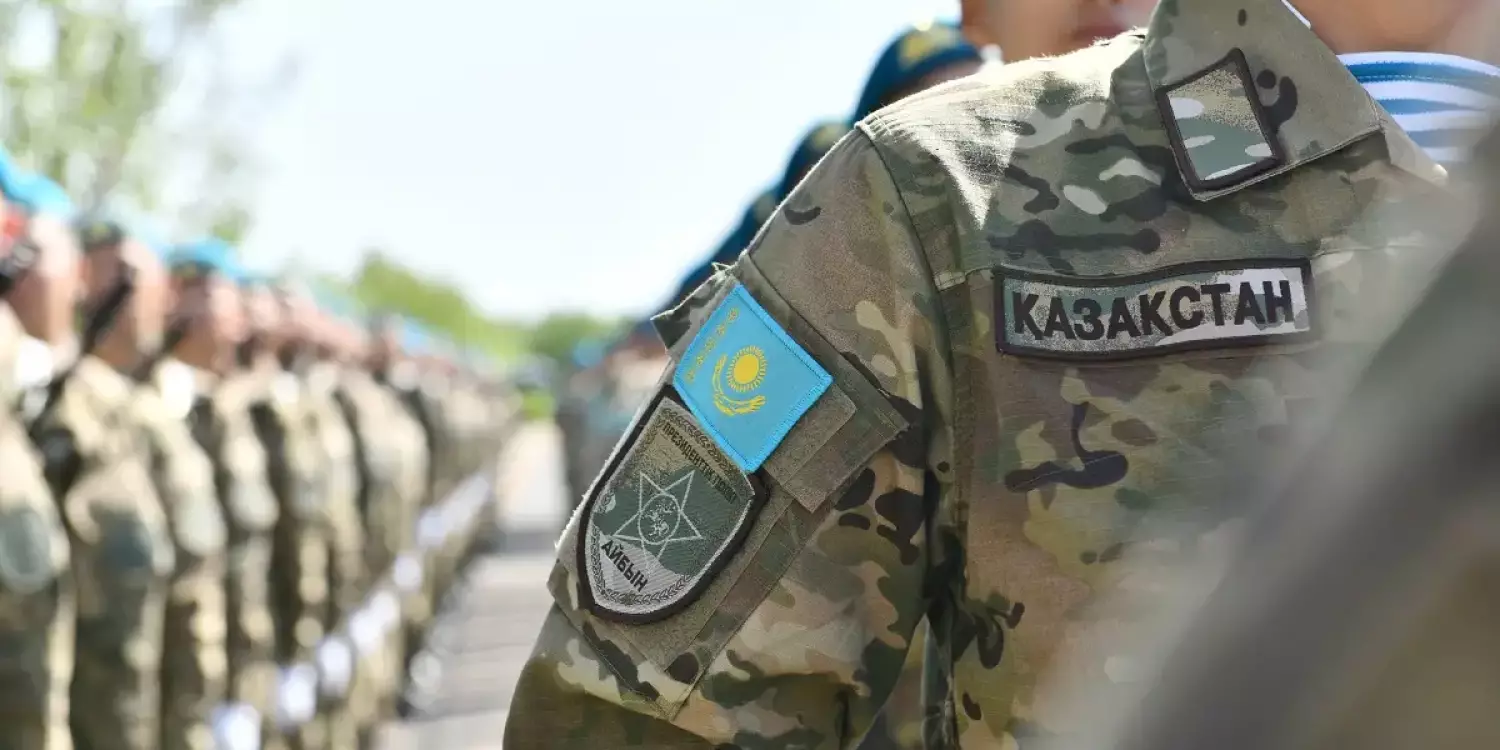 Каспийдегі қайғылы жағдай: Қаза тапқан 14 сарбазға мемлекеттік награда берілді