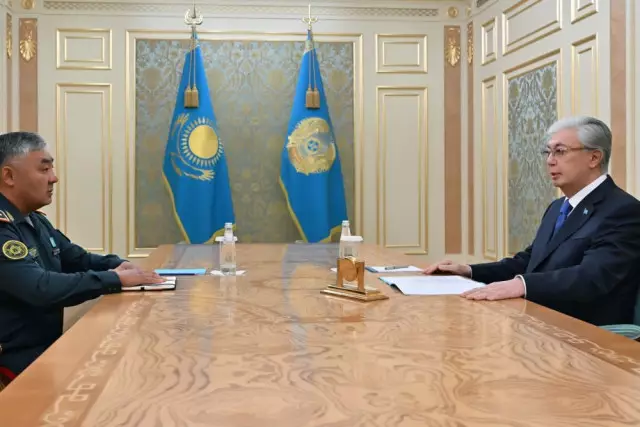 Тоқаев жаңа Қорғаныс министріне әскери қызмет қауіпсіздігін күшейтуді тапсырды