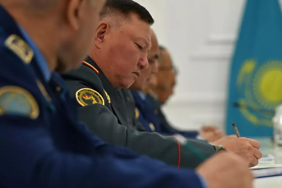 “Біздің армия өткен ғасырда қалып қойған“ - Президент 