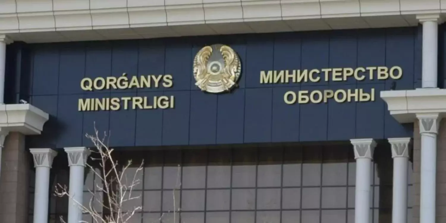 Каспийдегі оқиғағада екі сарбаз неге есепте жоқ: министрлік жауап берді