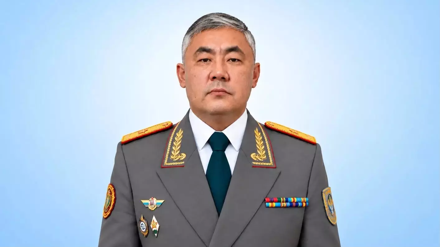 Айдос Мырзахметов – Қазақстанның жаңа Қорғаныс министрі