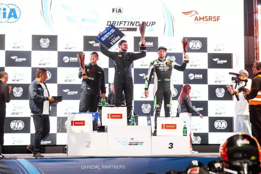 Первый FIA Central Asia Drifting Cup завершился победой Казахстана