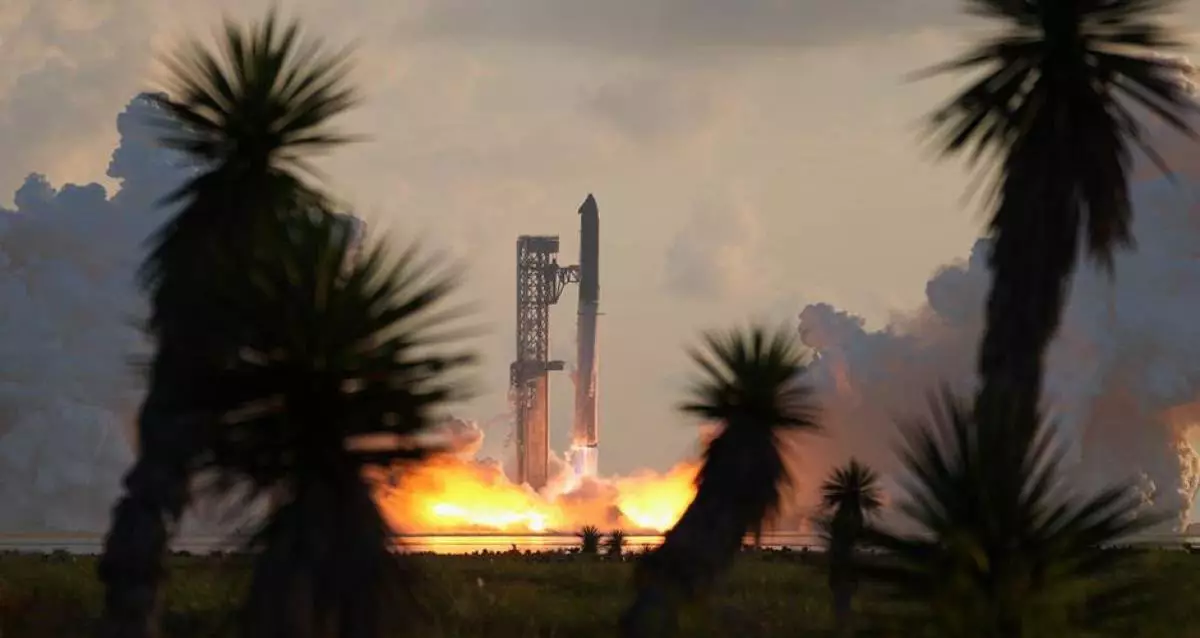 SpaceX Starship зымыранын алғаш рет орбитаға шығарды