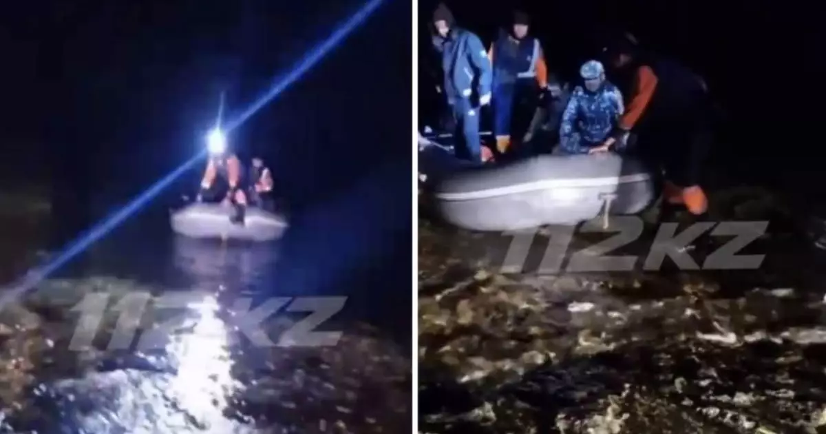  Трёх человек на надувной лодке унесло в Каспийское море 