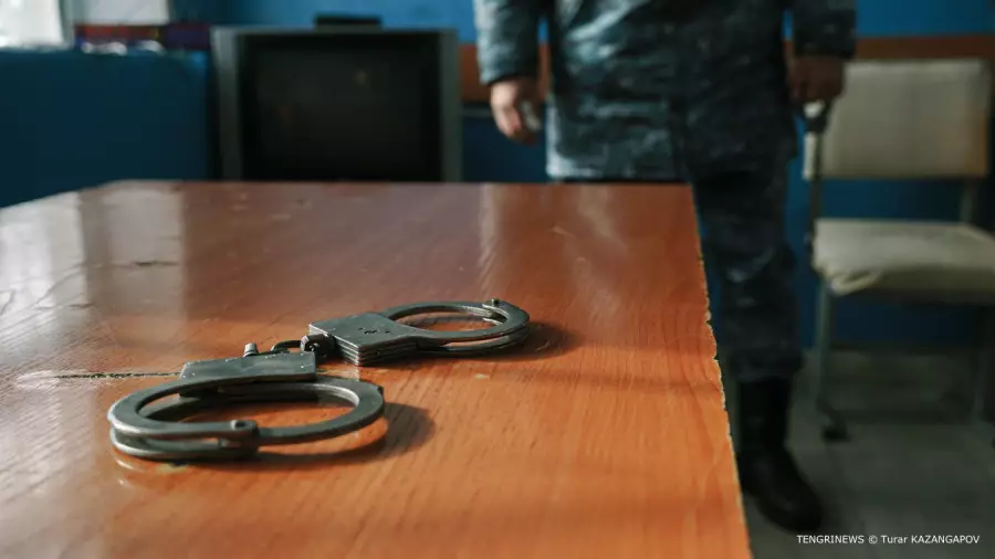 Астанада әйел пышақ жарақатынан көз жұмды: бұрынғы төрт полицей ұсталды
