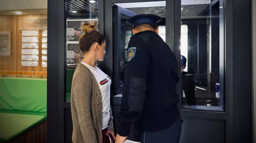 Қазақстандық әйел аза тұту күніндегі іс-әрекеті үшін қамауға алынды
