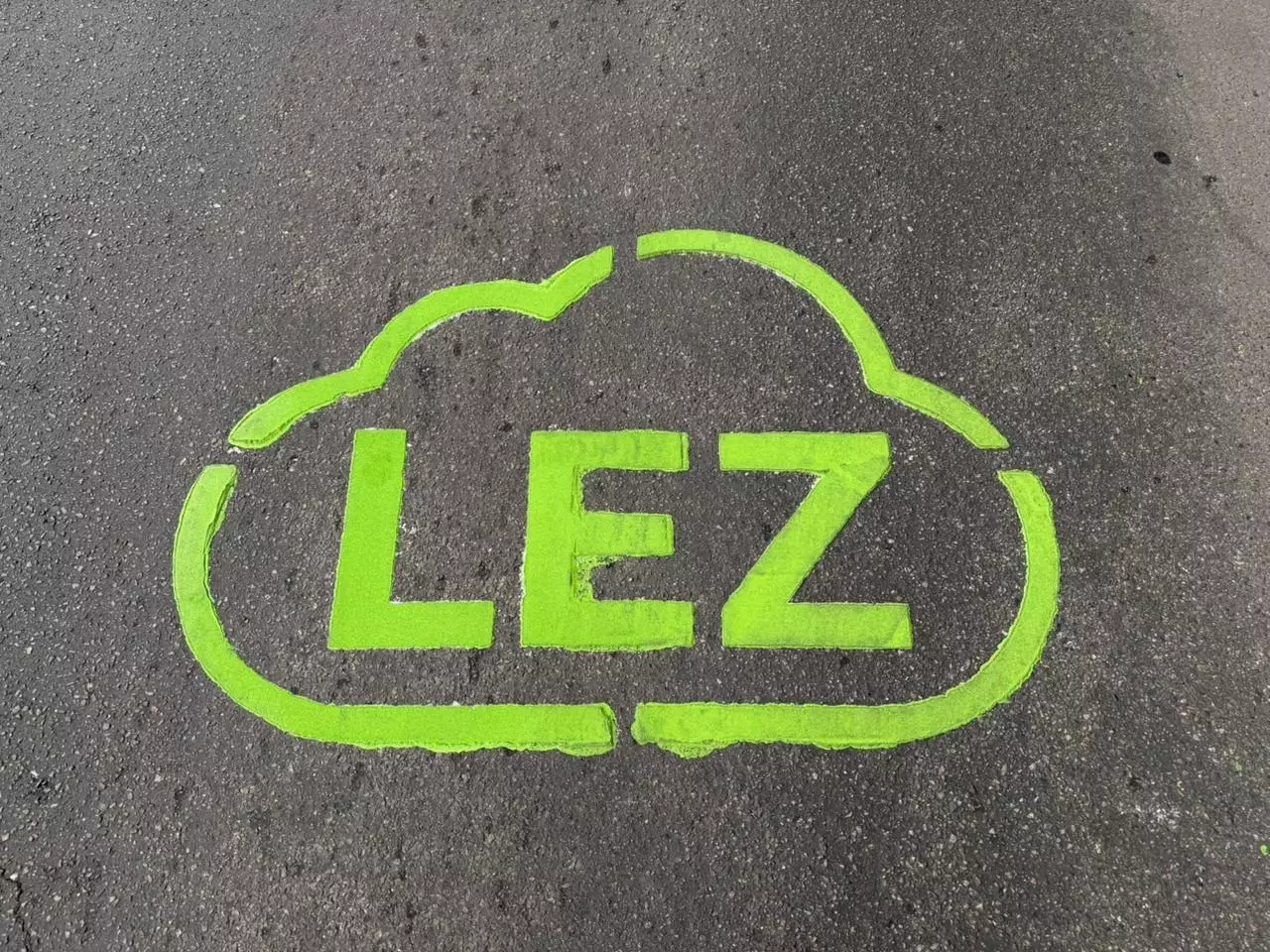 Алматыда LEZ әзірге пилоттық режимде