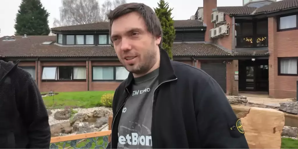 Korb3n: стримерлер турнирлерін неге қарамайтынын айтып, кәсіби жарыстармен салыстырды