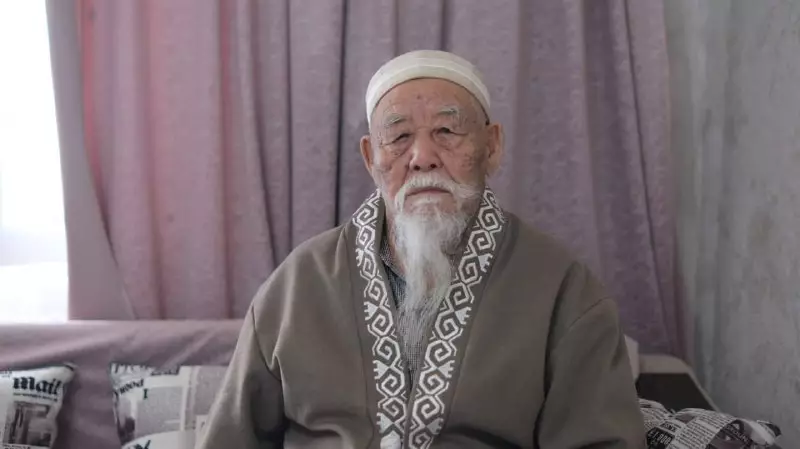«От кори вымер весь класс, в живых остался только я»: 90-летний ветеран медицины вспоминает тяжелые годы