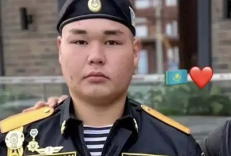 Каспийдегі трагедия: аман қалған тағы бір сарбаз үйіне оралды