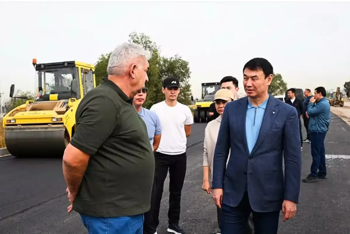 Алматының әкімі қаланың көше-жол желісін кеңейту жобаларымен танысты