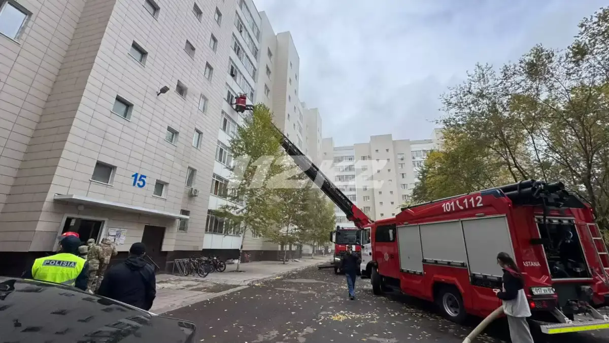 Астанада Сауран көшесіндегі тұрғын үйден 17 адам эвакуацияланды