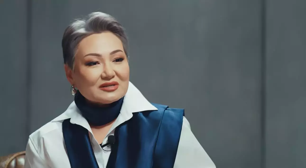 Дана Нұржігіт сталкинг, отбасы және ел болашағы туралы айтты