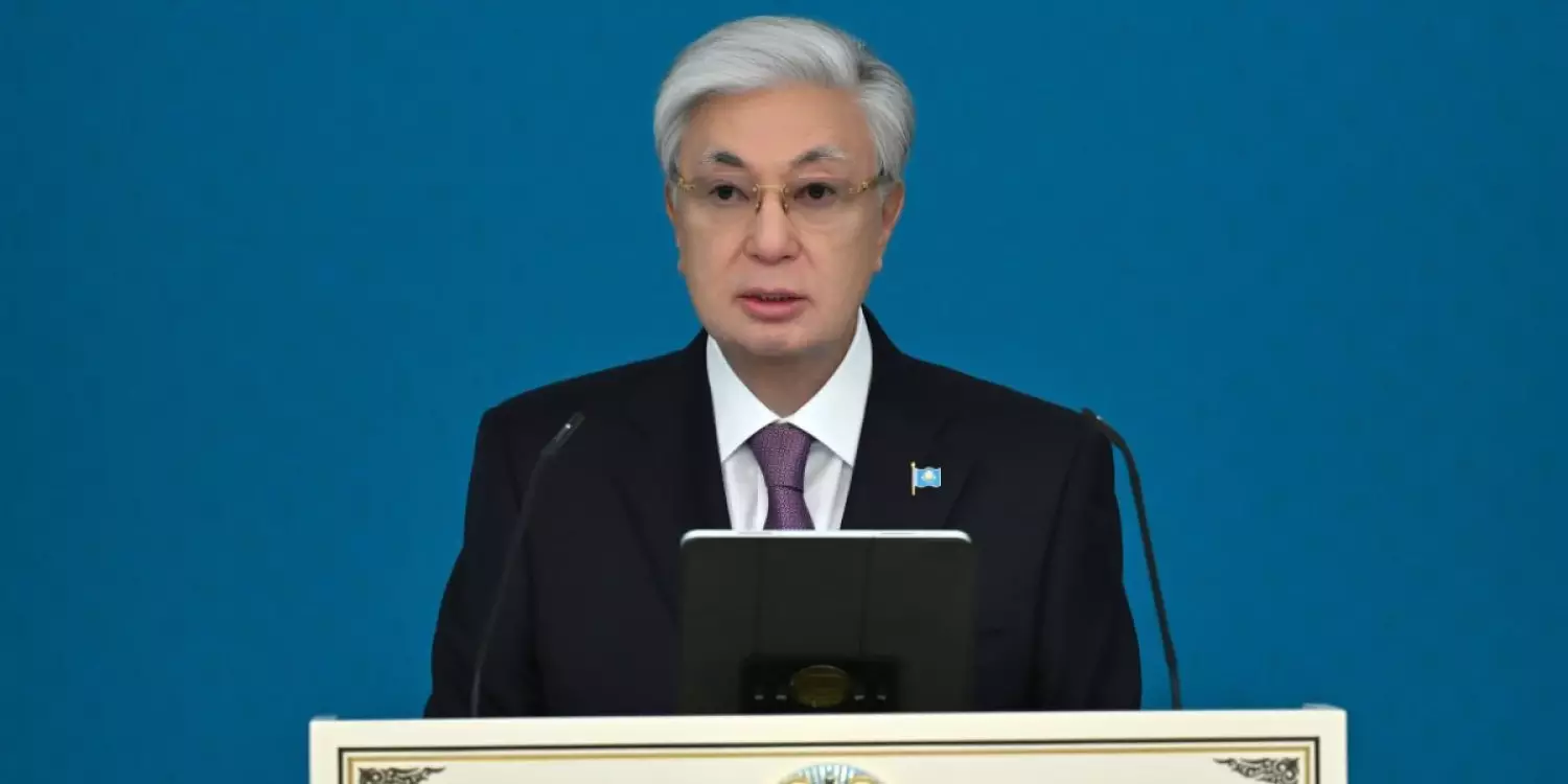Тоқаев мұғалімдікке бет бұрған жастардың көбейгенін жақсылыққа балады